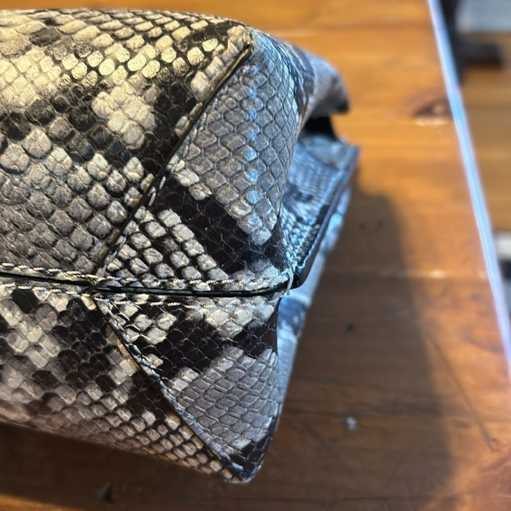 Tory Burch Block T Satchel Snakeskin 🐍 - Picture 7 of 16